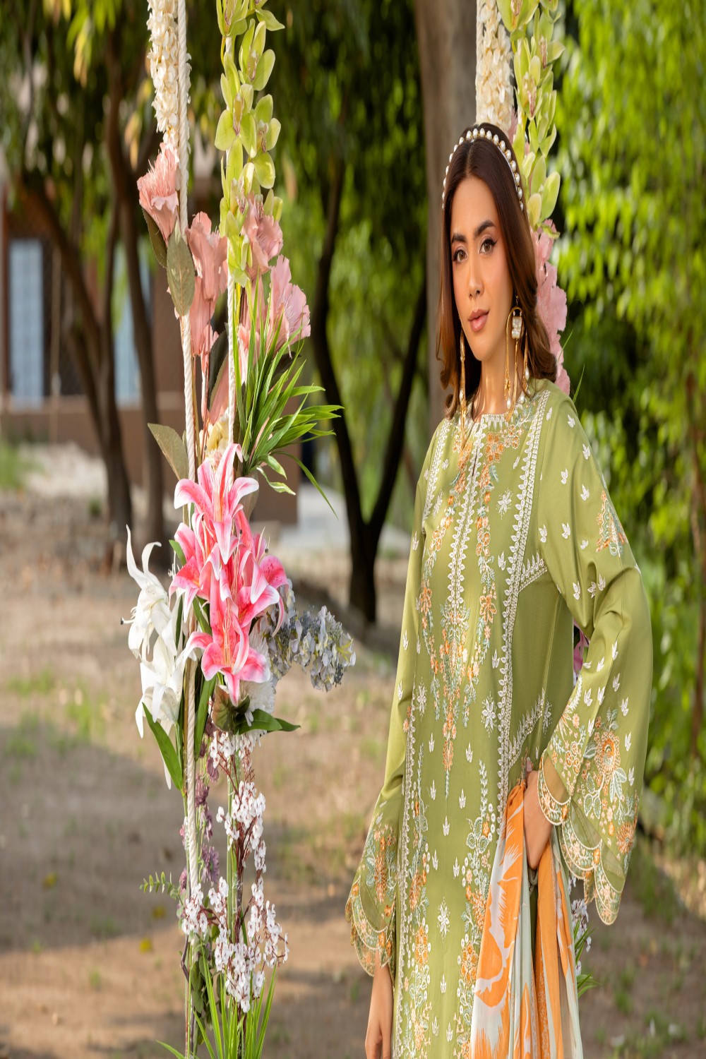 Cambric Cotton 3pc Shalwar Kameez