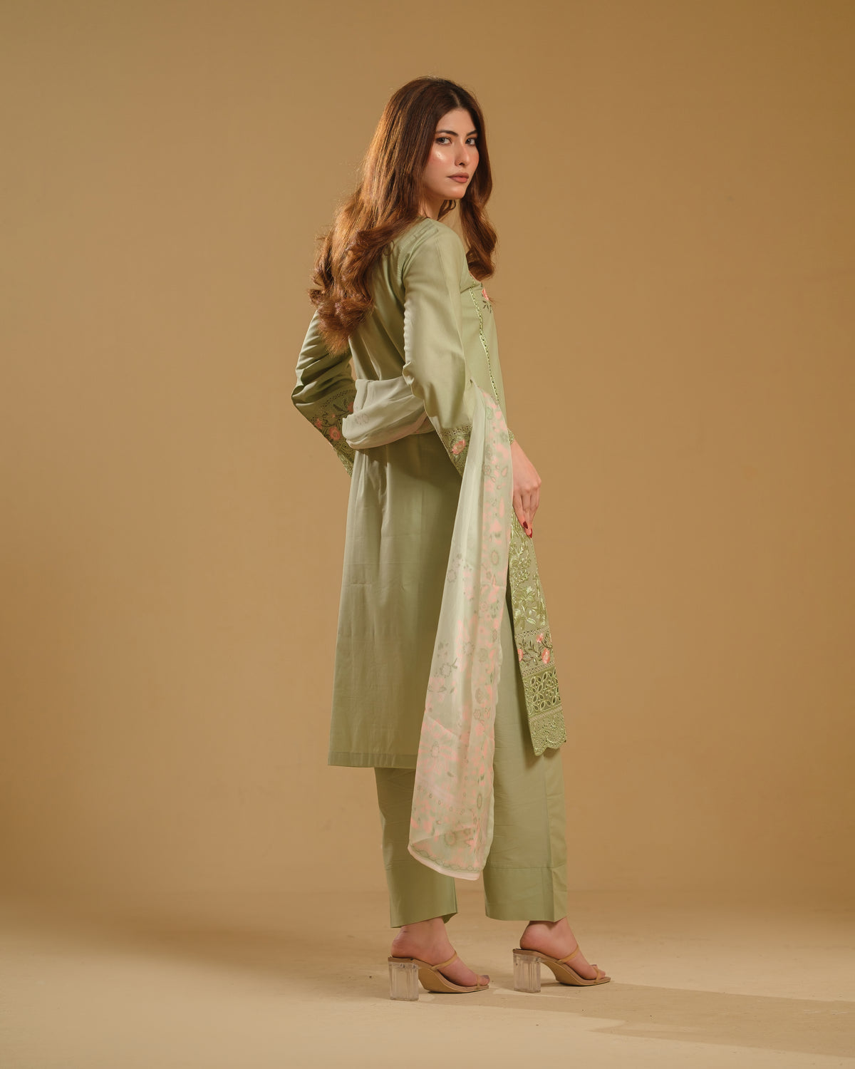 Mehak - Pistachio