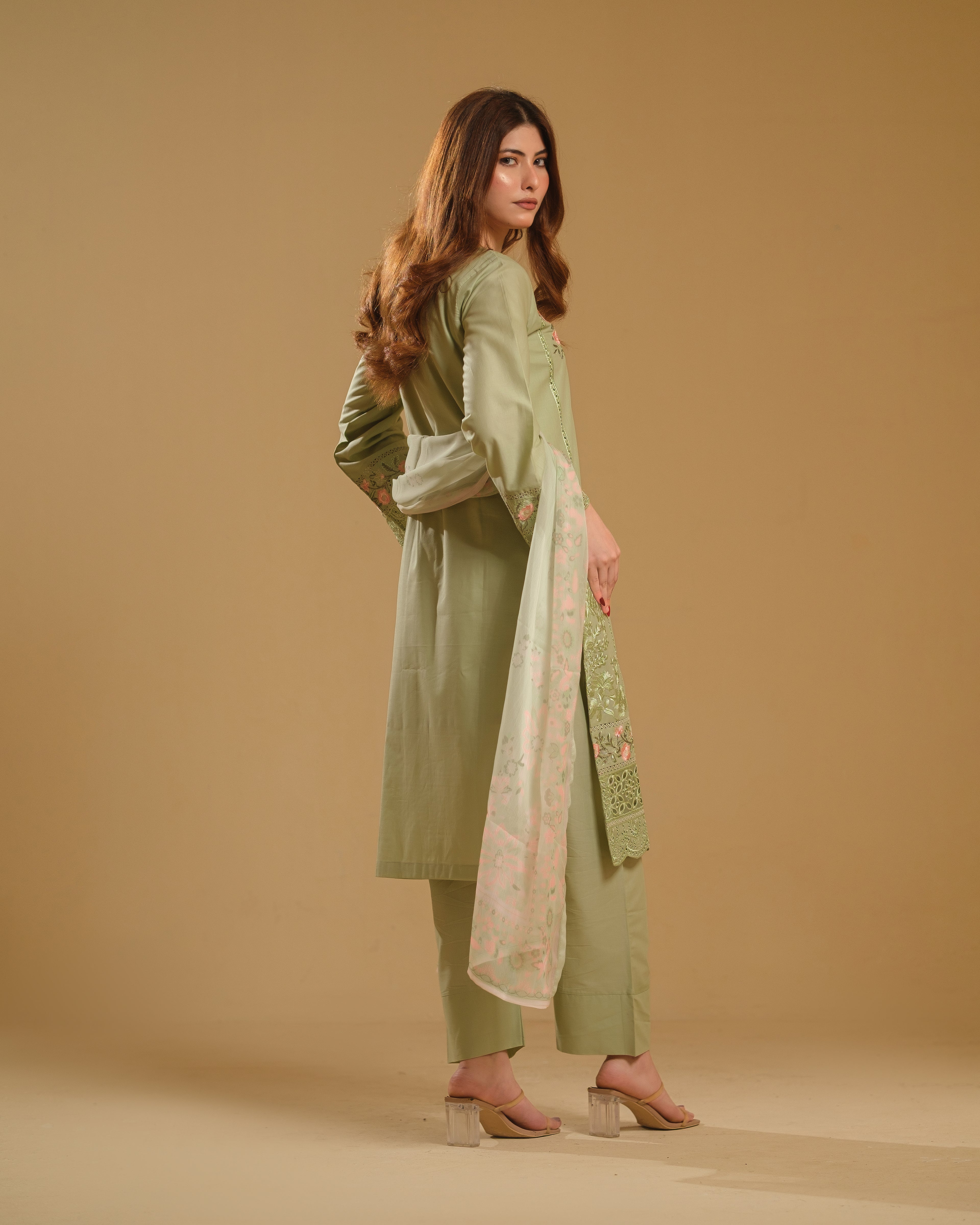 Mehak - Pistachio