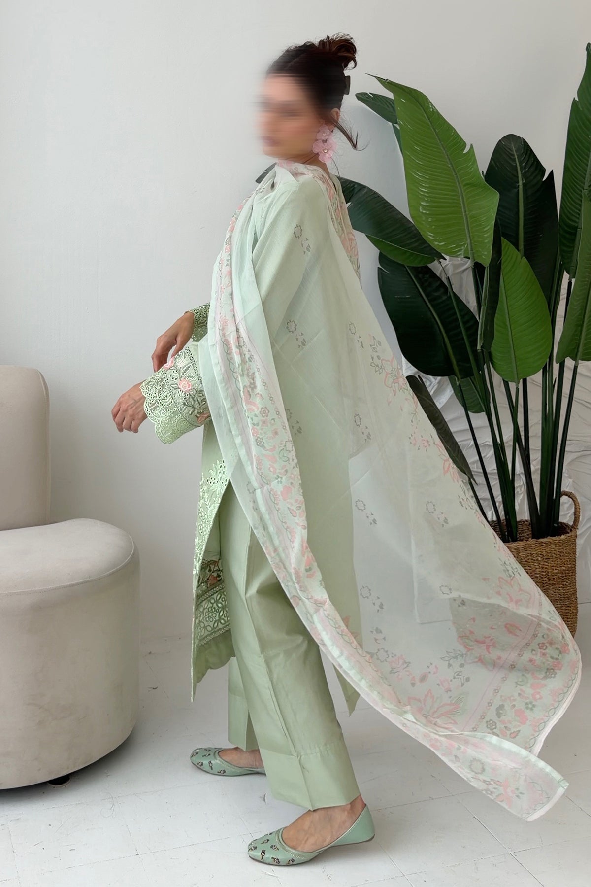 Mehak - Pistachio