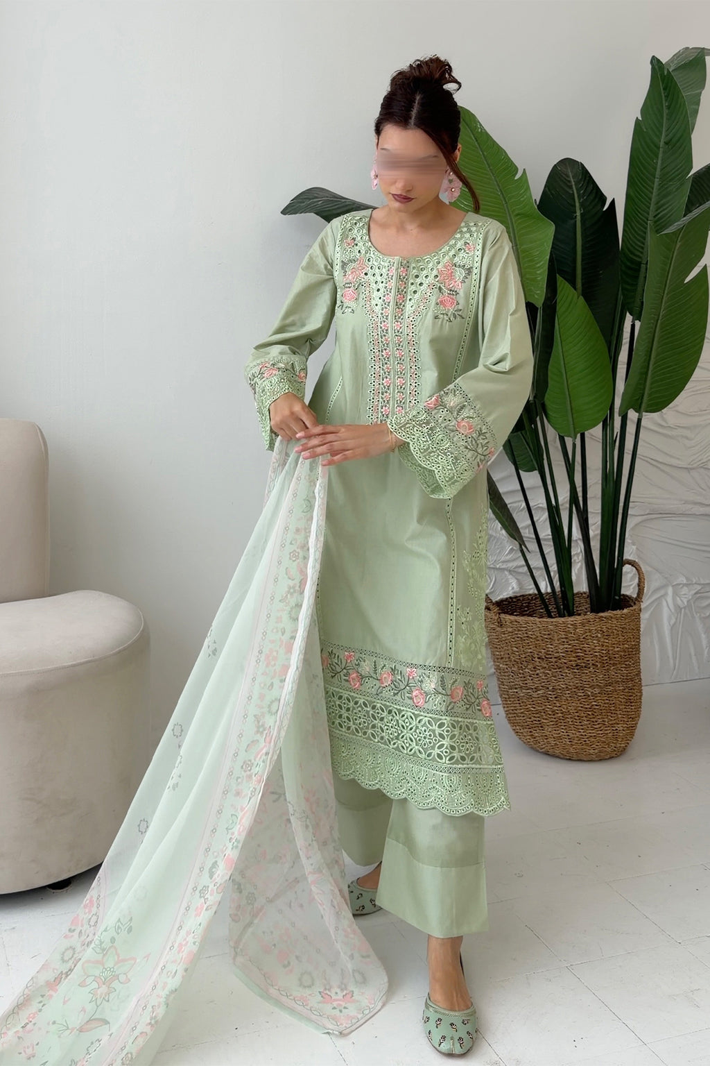 Mehak - Pistachio