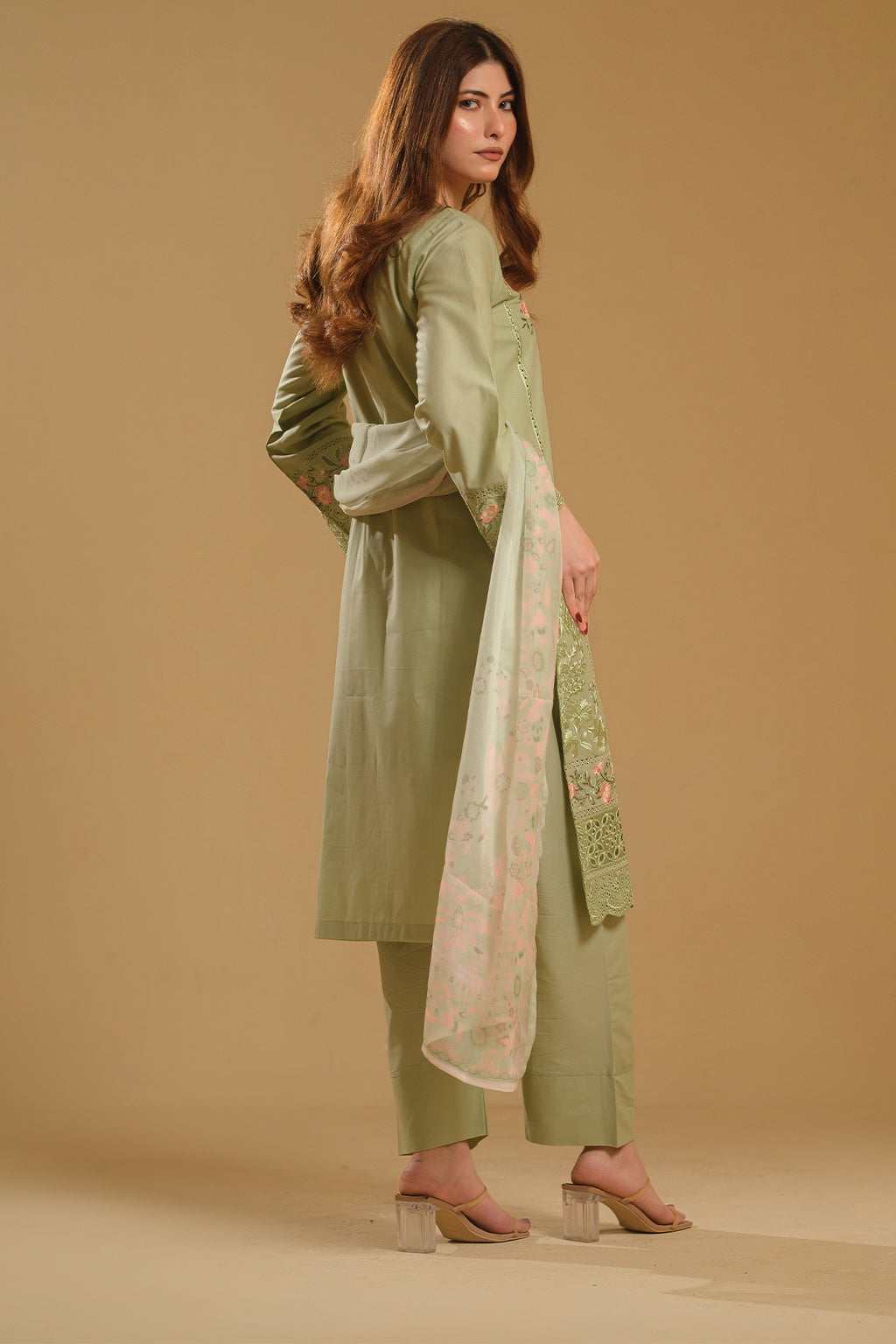 Mehak - Pistachio