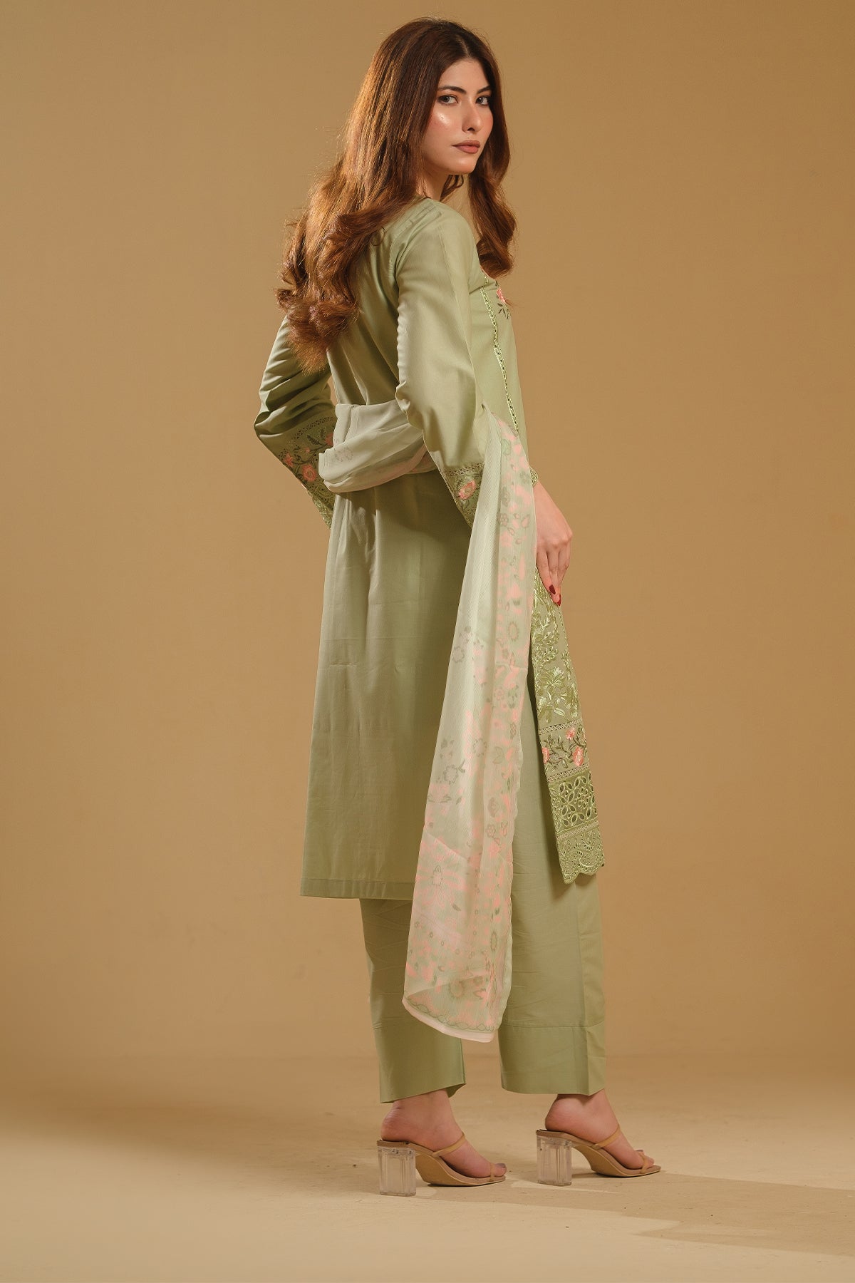 Mehak - Pistachio